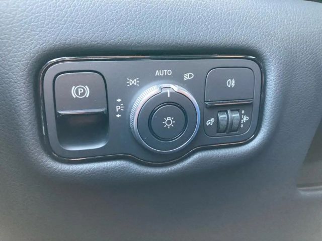 Mercedes-Benz V 220 Limousine Lang V 220 d