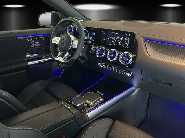 Mercedes-Benz GLA 45 AMG AMG Line