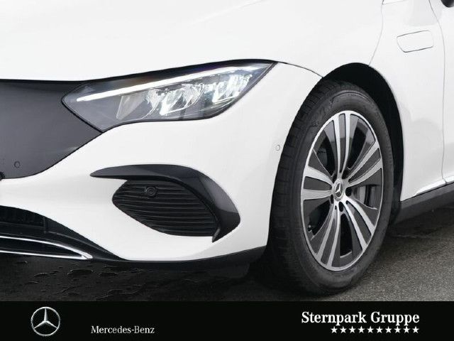 Mercedes-Benz EQE 300 Sedan