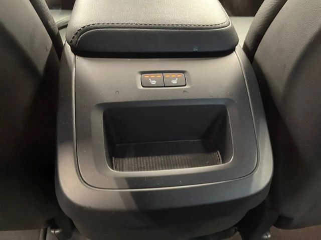 Volvo XC60 Dark Plus