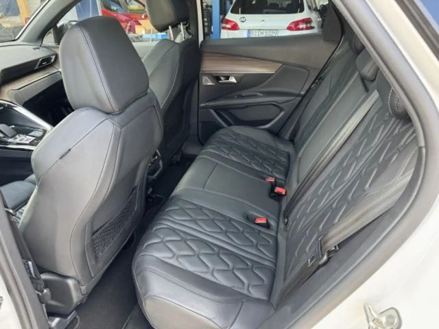 Peugeot 3008 EAT8 GT-Line Hybrid4