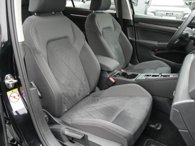 Volkswagen Golf 2.0 TSI IQ.Drive Style Variant