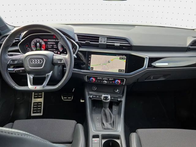 Audi Q3 35 TFSI S-Line