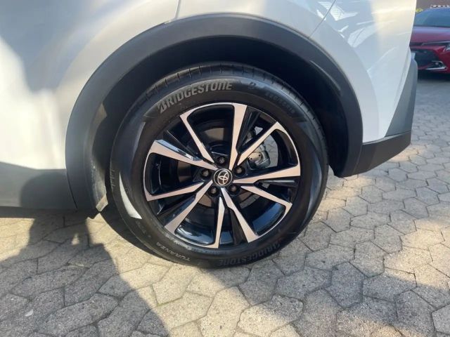 Toyota C-HR Hybride Team D
