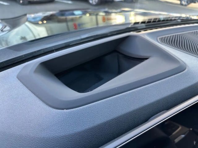 BMW 330 330i M-Sport Touring xDrive