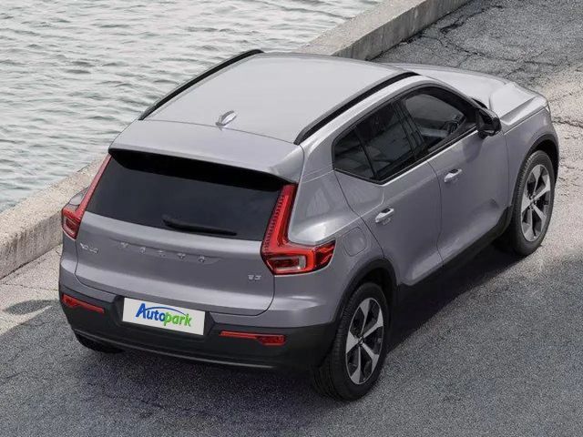Volvo XC40 Dark Plus