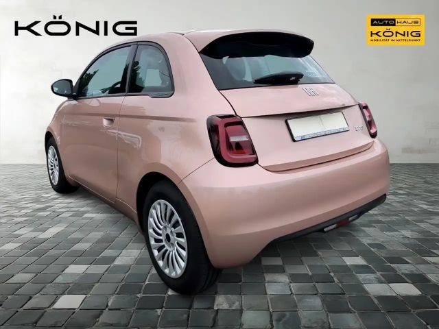 Fiat 500e *CarPlay*Android Auto*Klima*Radio
