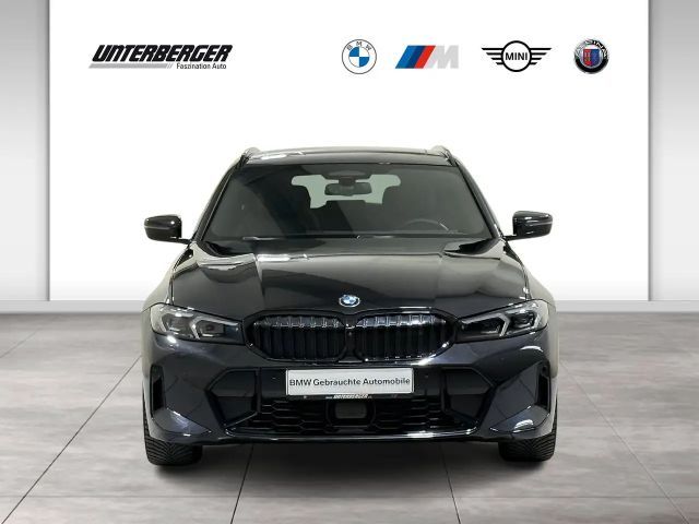 BMW 330 330d M-Sport Touring xDrive