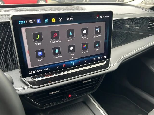 Volkswagen Passat 1.5 eTSI Business Variant