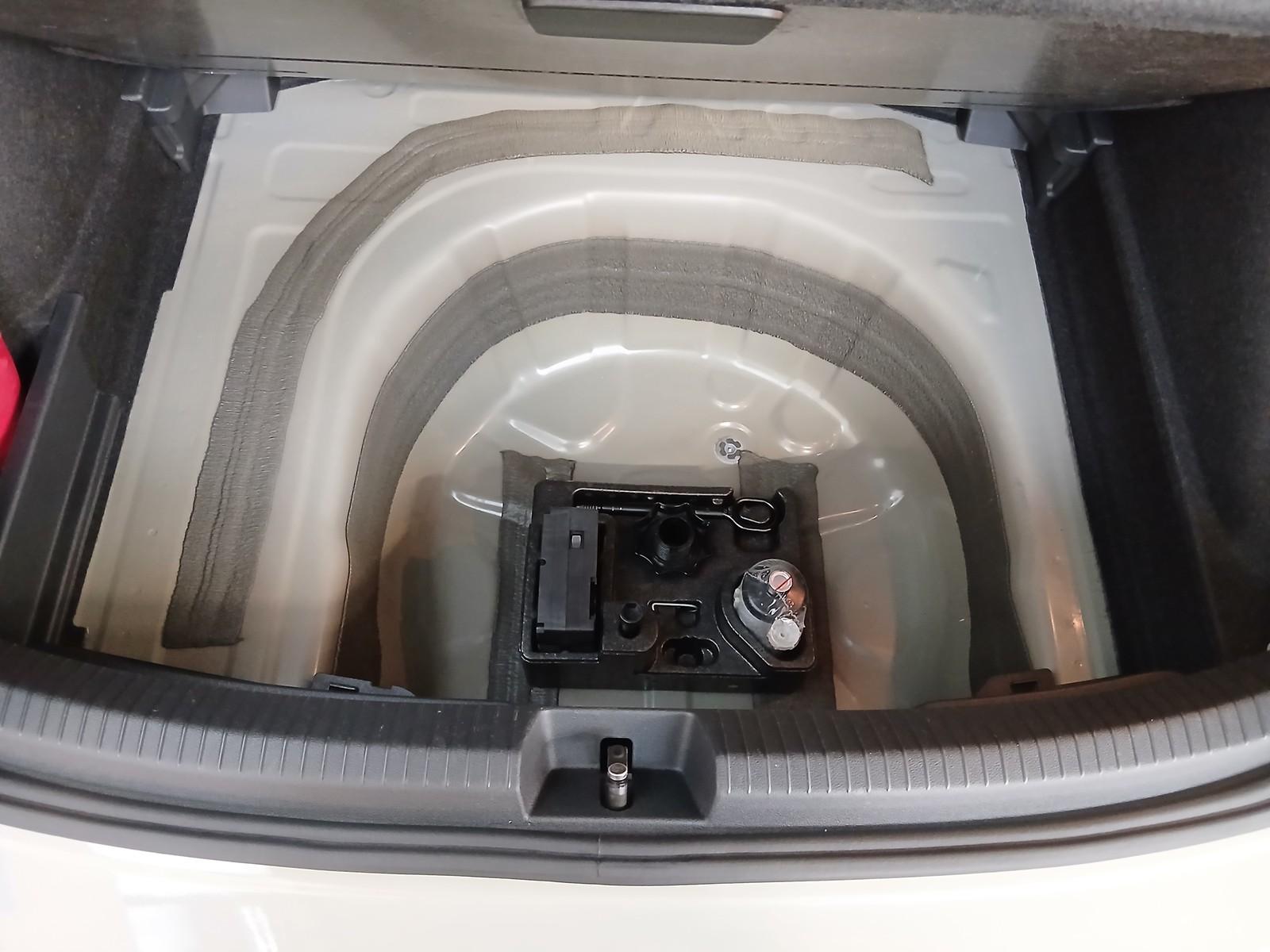 Volkswagen Taigo 1.0 TSI DSG Life