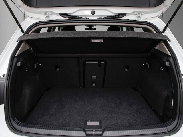 Volkswagen Golf 1.5 TSI Golf VIII