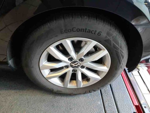 Volkswagen Passat 2.0 TDI Business Variant