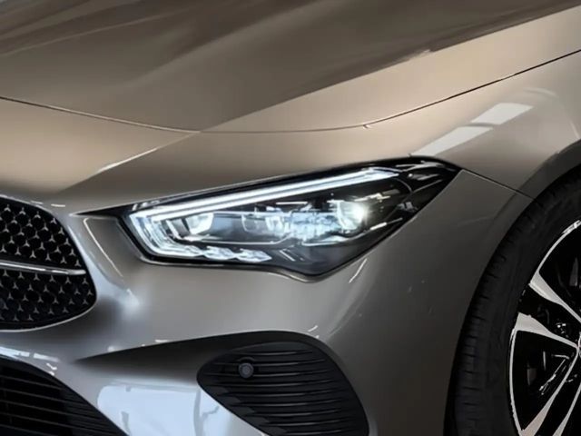 Mercedes-Benz CLA 200 CLA 200 d Coupé