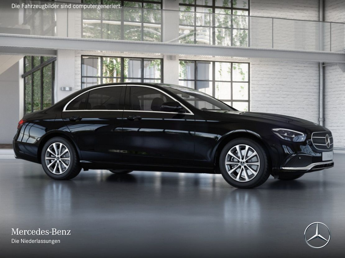 Mercedes-Benz E 200 Sedan