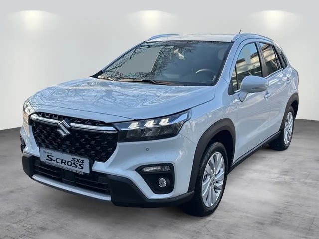 Suzuki S-Cross Hybrid