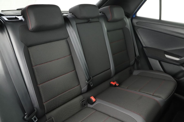 Volkswagen T-Roc 1.5 TSI DSG Sport