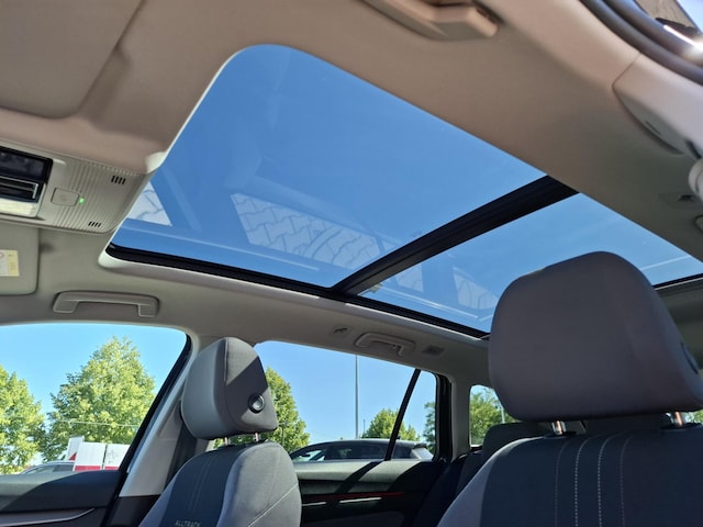 Volkswagen Golf 2.0 TDI AllTrack DSG Variant