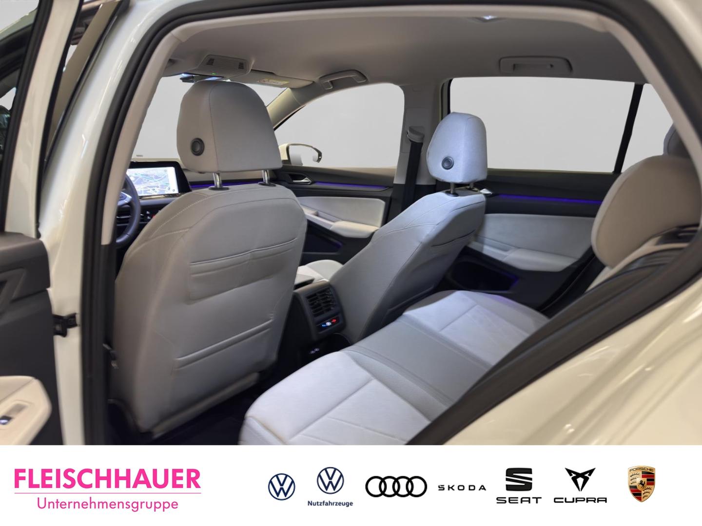 Volkswagen Golf 1.5 eTSI Golf VIII Style