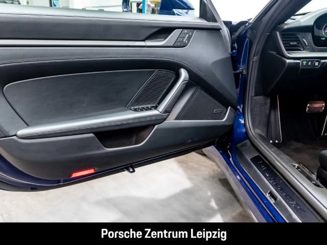 Porsche 992 Cabrio Carrera GTS