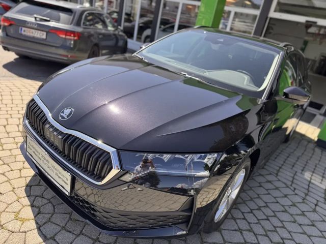 Skoda Octavia Kombi Essence Aktion 367 Mtl. W.Räder Gratis