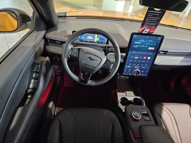 Ford Mustang Mach-E AWD