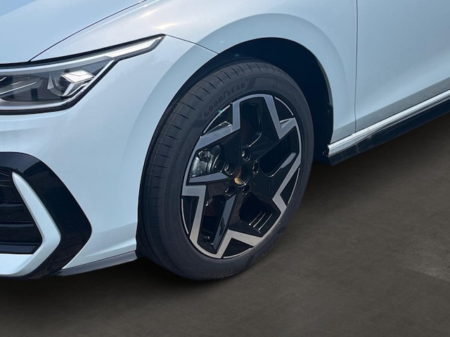 Volkswagen Golf DSG R-Line