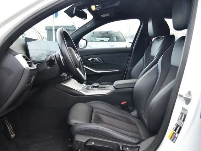 BMW 320 320e M-Sport Touring