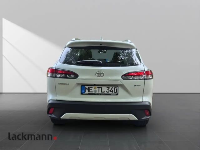 Toyota Corolla Cross Hybride Team D