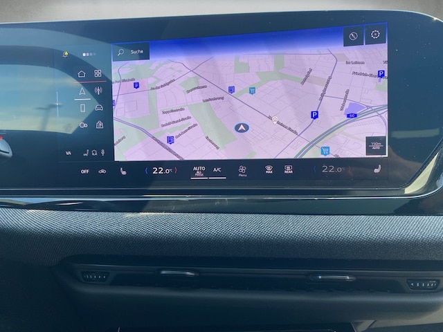 Audi A6 Avant Quattro S-Tronic