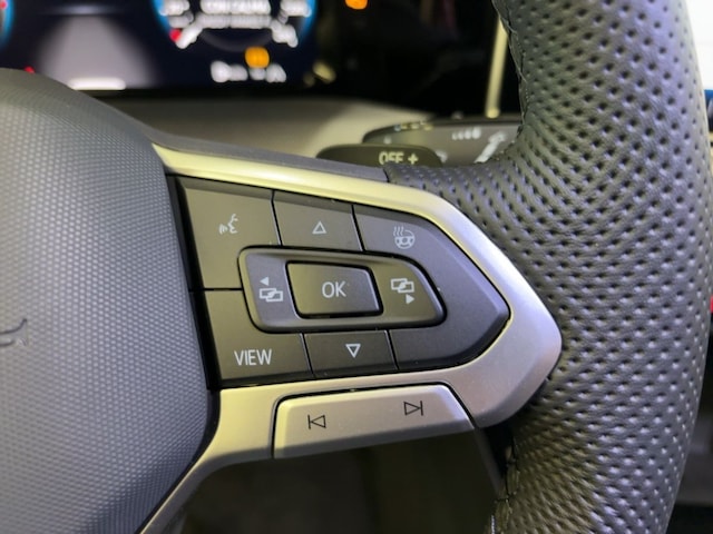 Volkswagen Golf DSG Golf VIII R-Line