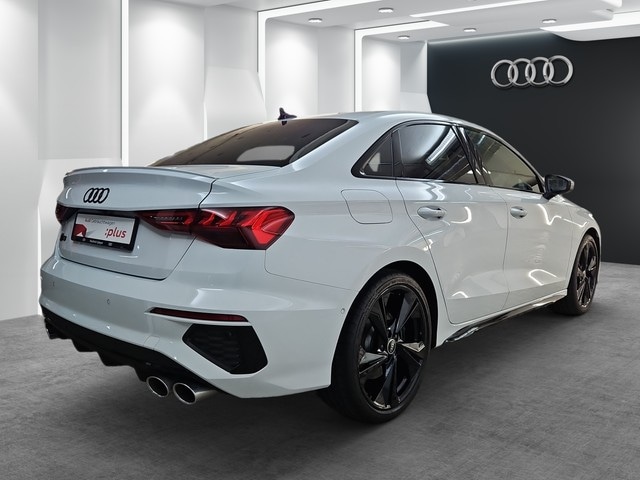 Audi S3 Quattro S-Tronic Sedan
