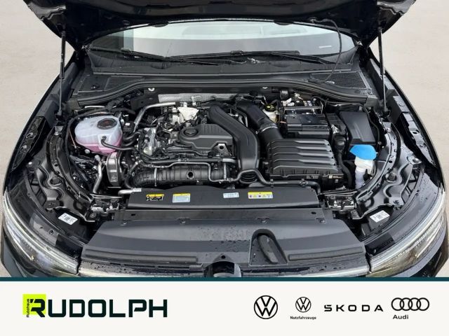 Volkswagen Passat 1.5 eTSI Business DSG