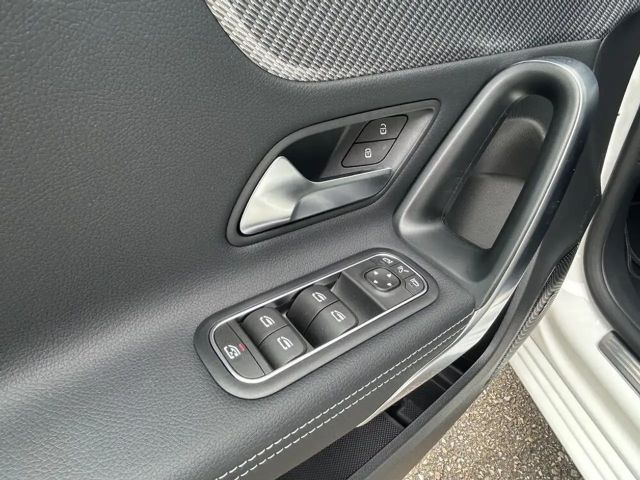 Mercedes-Benz A 180 °Automatik° Behaltefrist Feb.2026