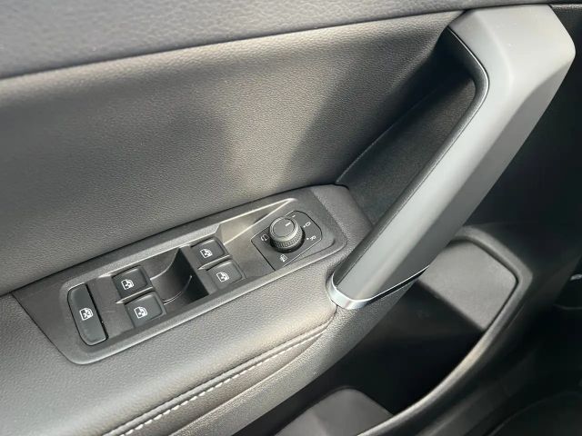 Volkswagen Touran 1.5 TSI DSG