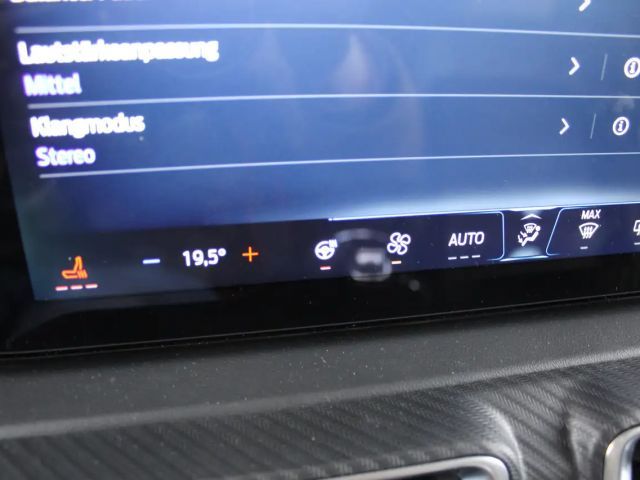 Ford Mustang Fastback GT 5.0 V8