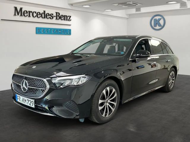 Mercedes-Benz E 200 AVANTGARDE E 200 d Estate