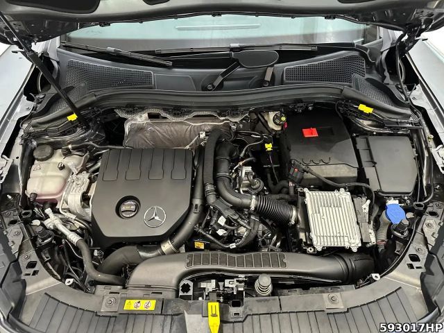 Mercedes-Benz GLA 200 Progressive