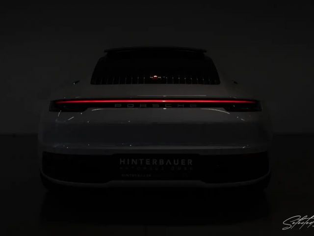 Porsche 992 4 Carrera Coupé