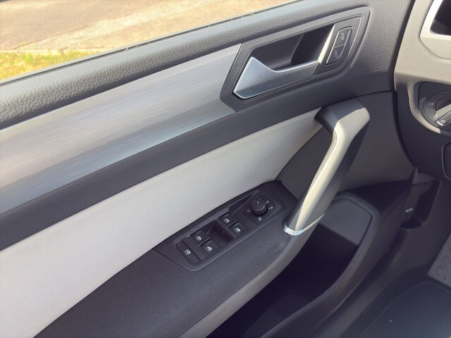 Volkswagen Touran 1.5 TSI Comfortline