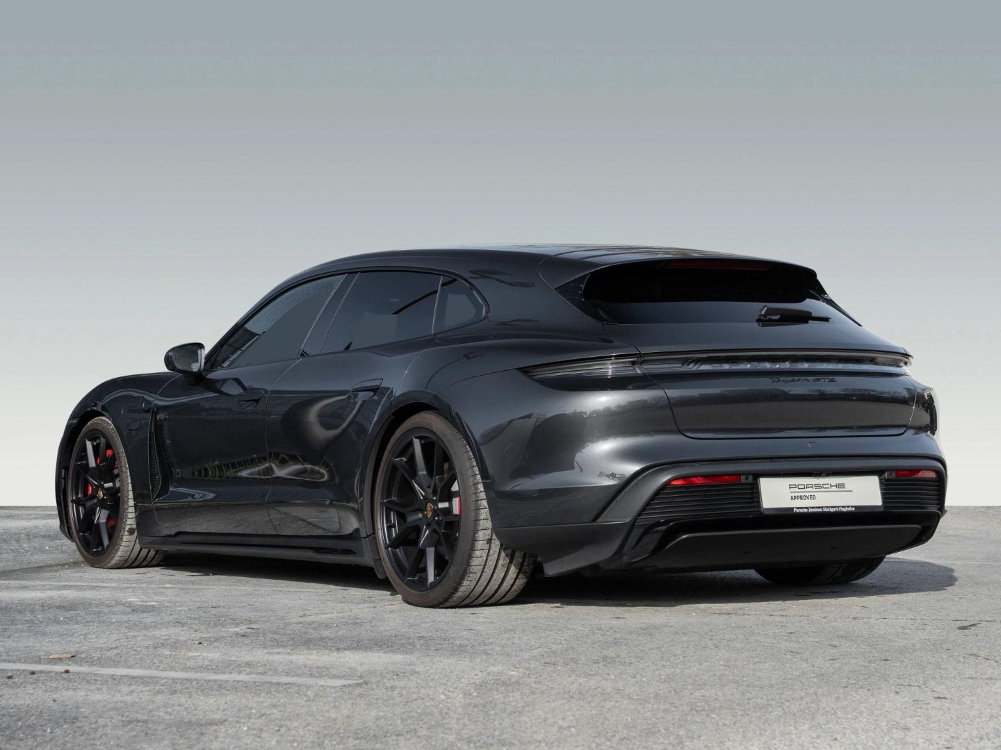 Porsche Taycan GTS Sport Turismo