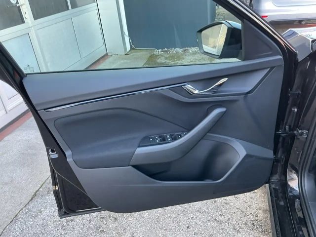 Skoda Kamiq Essence TSI