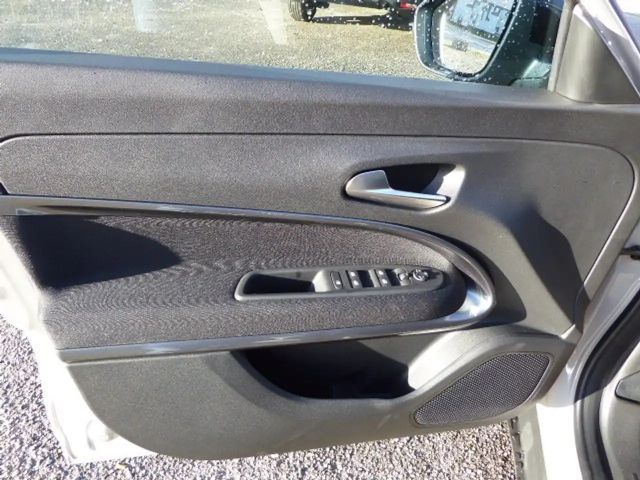 Fiat 600e Hybrid mHEV 110 6-Gang eDCT Pop