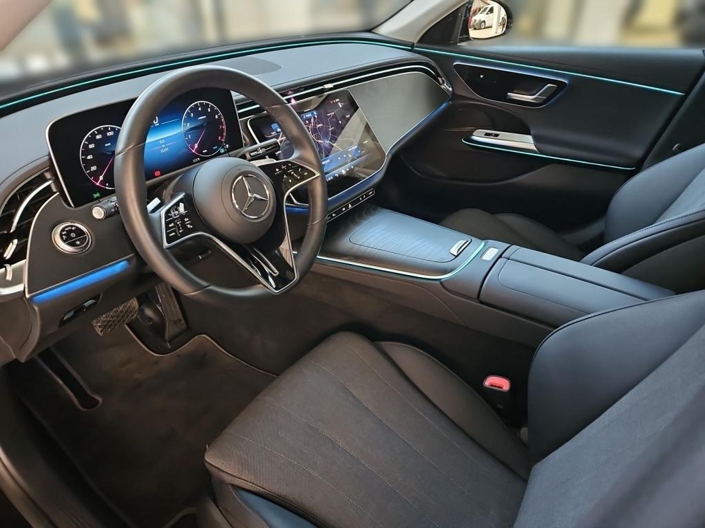 Mercedes-Benz E 200 AVANTGARDE Estate