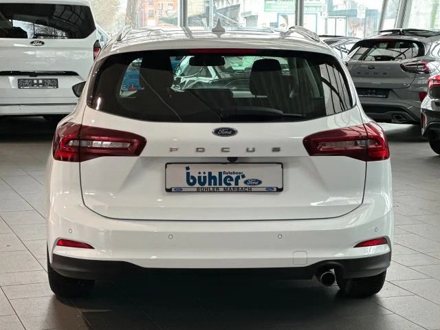 Ford Focus Titanium Wagon