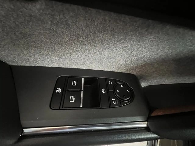 Mazda MX-30 EV Makoto Fahrradträger-Adapter 3-phasig