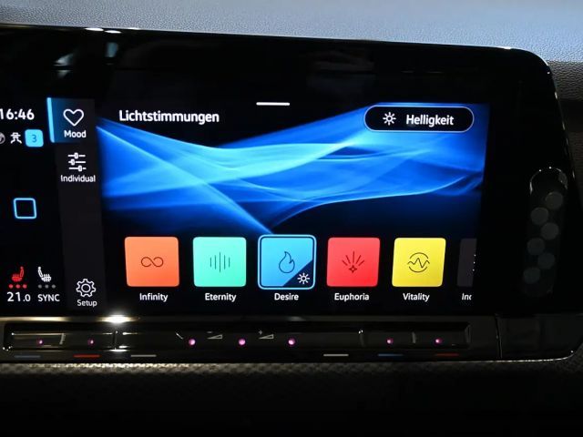 Volkswagen Golf 2,0 TDI Life; ACC, LED, Navi, Sitzheizung