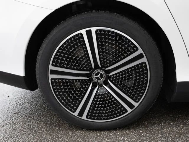 Mercedes-Benz EQE 300 Sedan