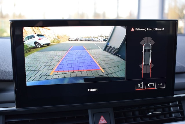 Audi A4 35 TDI Avant S-Line S-Tronic