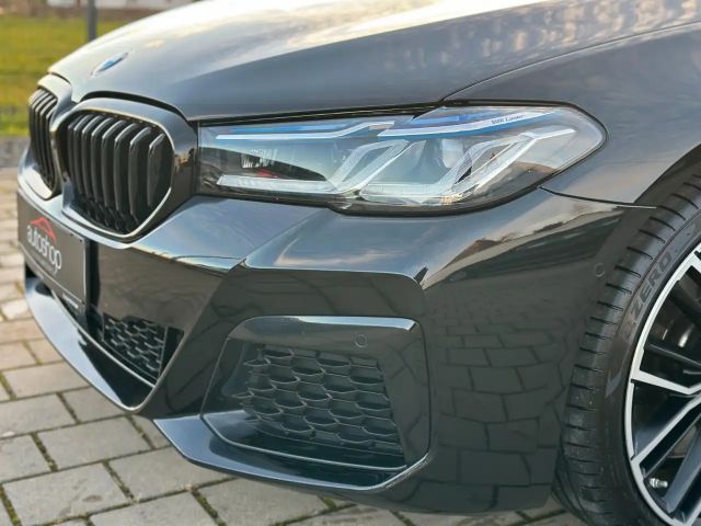 BMW 530 530d M-Sport Touring xDrive