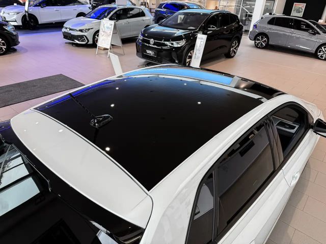 Volkswagen Polo 1.0 TSI DSG R-Line